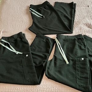 FIGS Black Scrub Pants Bundle - Yola 1.0 & 2.0 and Livingston